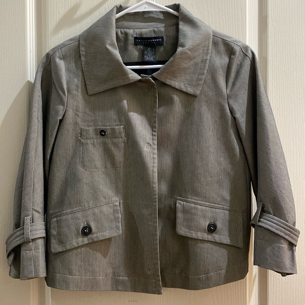 Cropped trench jacket